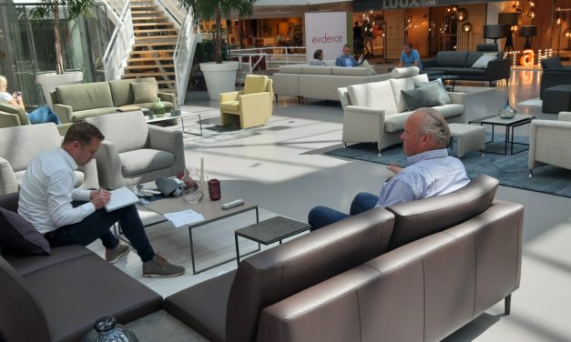 Lancering van évidence in De Woonindustrie
