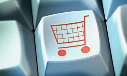 Thuiswinkel: consument geeft meer uit online