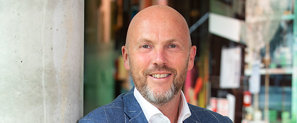 Inretail voorzitter Anton Sanders plotseling overleden