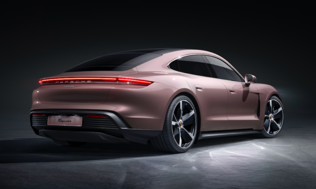 Nieuws van Porsche: Taycan met achterwielaandrijving
