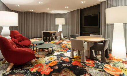 Schiphol VIP centre door Studio Marcel Wanders en Lensvelt Furniture