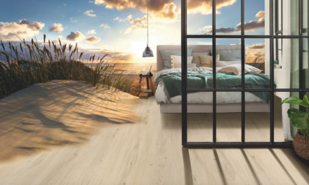 Egger Flooring Products maakt laminaat en designvloeren met hout als basis