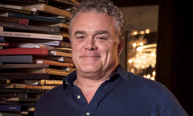 Timothy Oulton (57) overleden