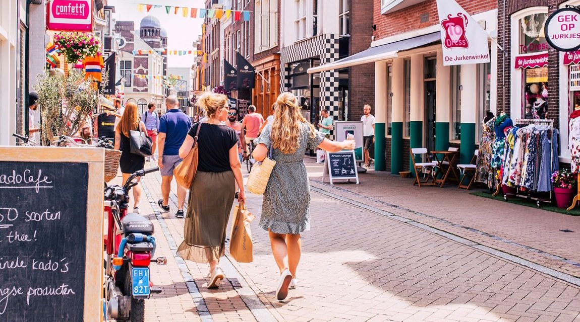 Detailhandel plust ruim 8 procent in april