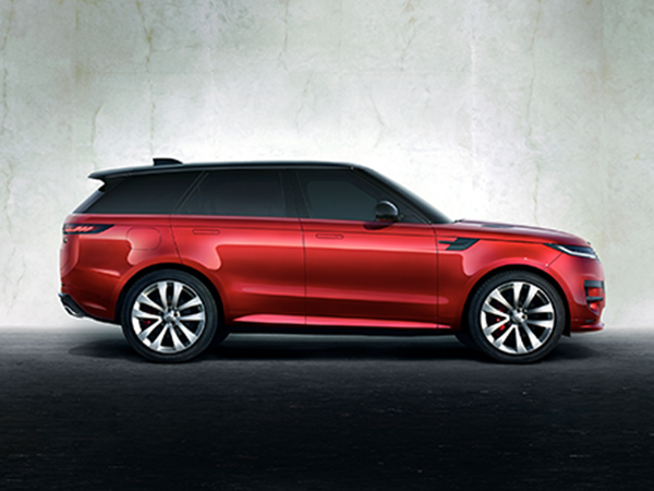 Nieuwe Range Rover te zien in Piet Boon flagship store
