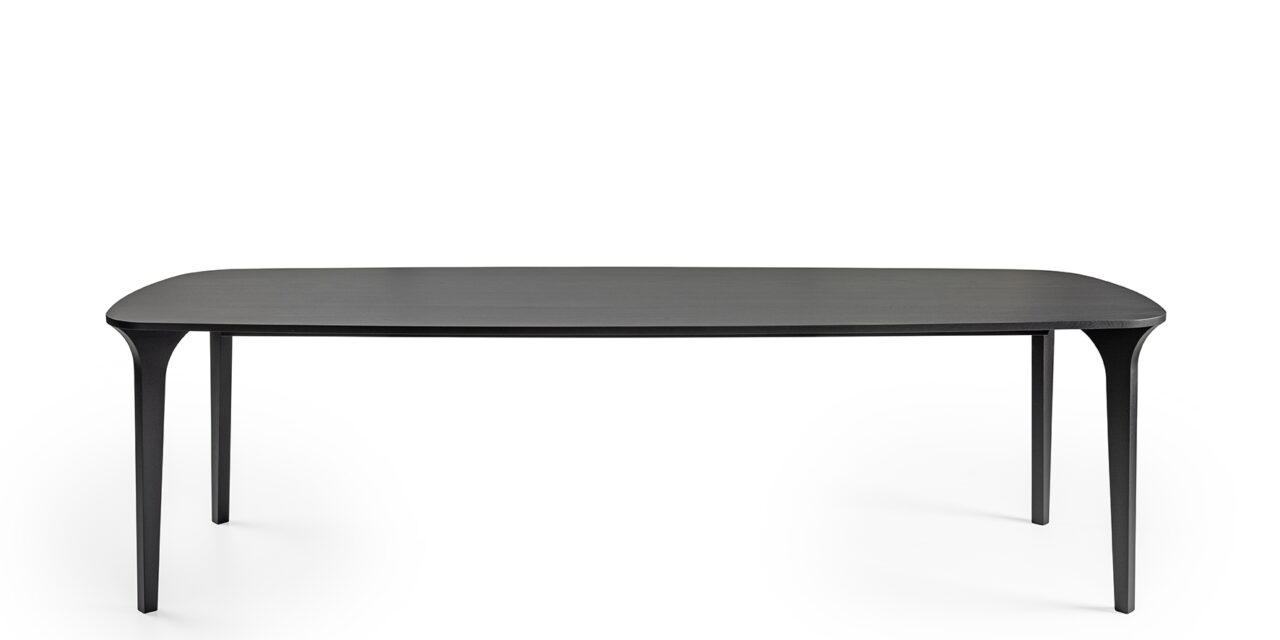 Ballerina van Kluskens is een elegante tafel