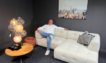 Gepokt en gemazelde meubelman Tom van den Bosch: ‘’Met Kauno Baldai by SBA Home zijn we er helemaal klaar voor om weer gas te geven’’