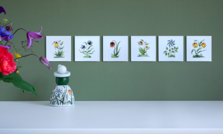 Royal Delft introduceert de Wild Flower serie met Proud Mary en tegels