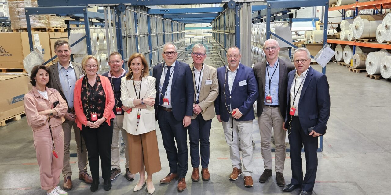 Bezoek van Vlaams minister Matthias Diependaele aan VdS Weaving