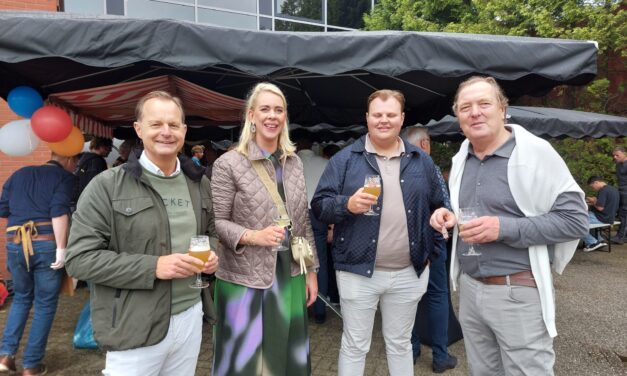 Haring party bij Bree’s New World is weer een gezellige bijeenkomst