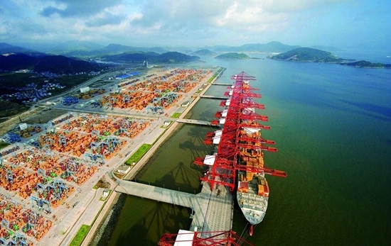 Ontploffing in de containerhaven van Ningbo leidt tot sluiting