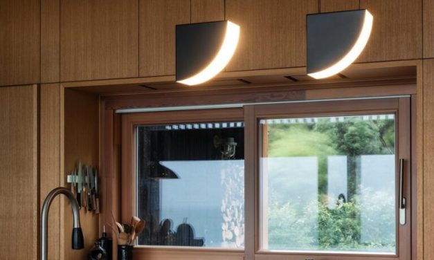 Resident verlichting bij Eikelenboom