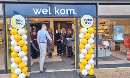 Vernieuwde vestiging van Beter Bed in Apeldoorn is geopend