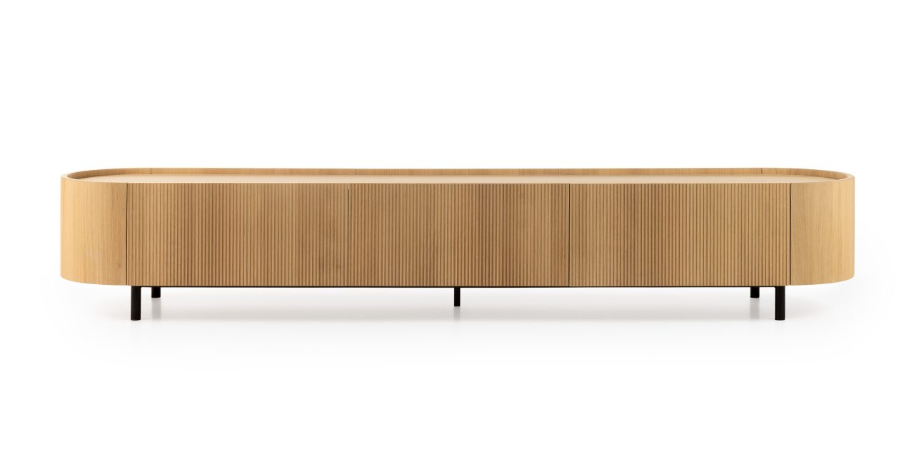 Donna is het nieuwe dressoir van Kluskens