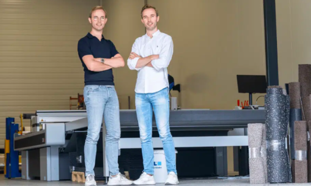 Tweelingbroers innoveren met webshop in deurmatten op maat