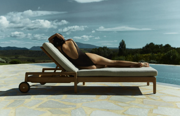 Ethnicraft lanceert nieuwe outdoor collectie: Seize Your Moment