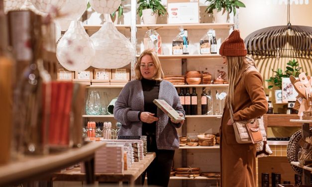 Detailhandel zet bijna 2 procent meer om in februari