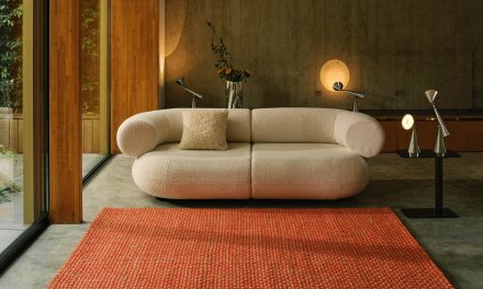 Eerste collectie kleden en kussens van Tom Dixon