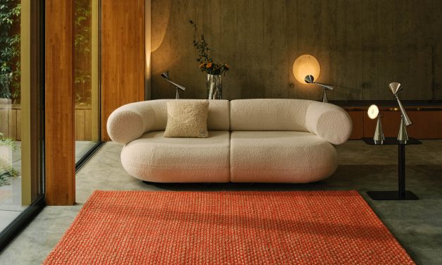Eerste collectie kleden en kussens van Tom Dixon