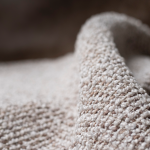 Van stof tot verbinding: hoe Fabraa de liefde voor textiel nieuw leven inblaast -Premium artikel-