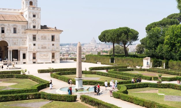 Tréca Paris levert bedden aan de Villa Medici in Rome