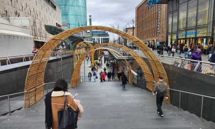 Vertrouwen consumenten verbetert in oktober