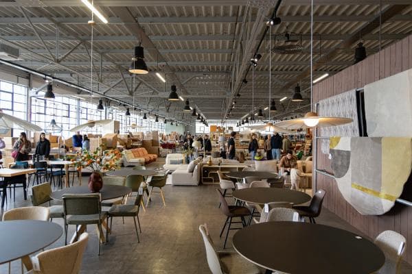 ZUIVER INTERIOR GROUP OPENT ‘ZUIVER OUTLET’ IN ZAANDAM
