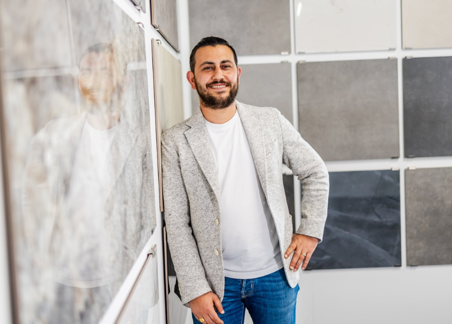 NOVA Vloeren & Tegels opent nieuwe showroom in Wierden