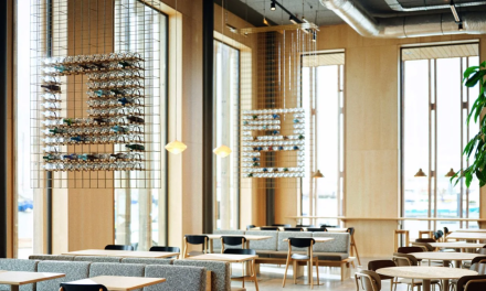 Werelderfgoedcentrum Waddenzee in haven Lauwersoog wint Dezeen award