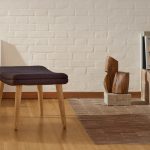 CARL HANSEN & SØN presenteert een heruitgave van de ND550F Footstool uit 1955