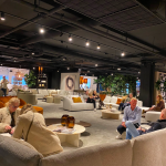 De Woonindustrie: ‘Succesvolle en bruisende aftrap Voorjaarsvakdagen met ruim 40% meer bezoekers’