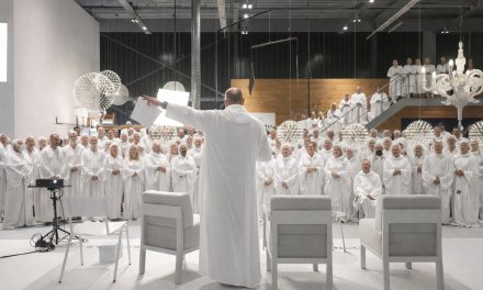 Hans Lensvelt wordt spiritueel super medium…