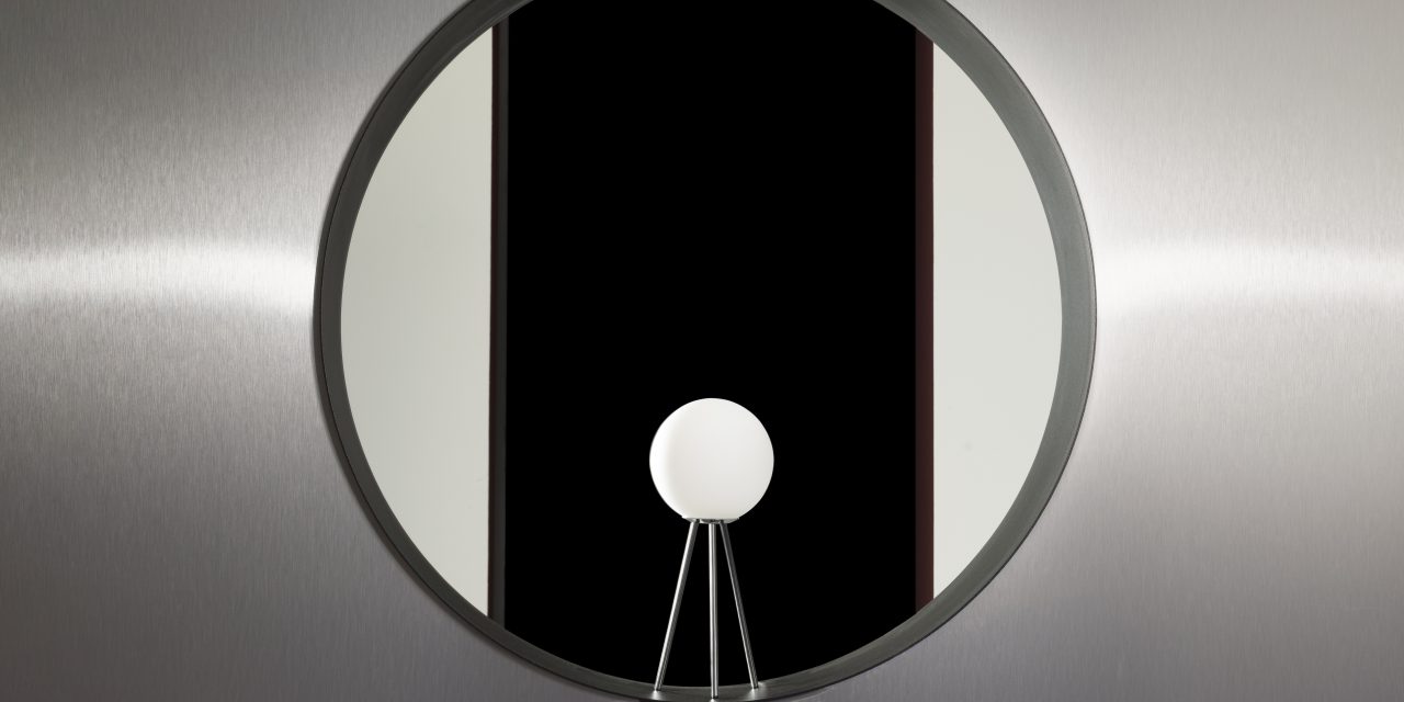 Nieuw van FontanaArte: Signorina