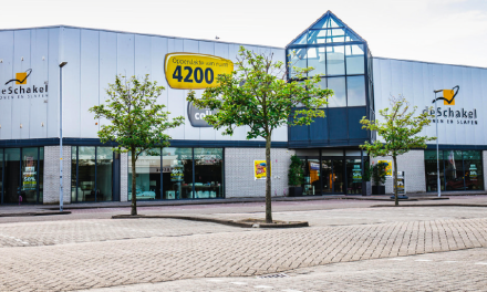 TE KOOP OF TE HUUR:  winkelpand op A1-locatie op woonboulevard in Den Helder (zichtlocatie)