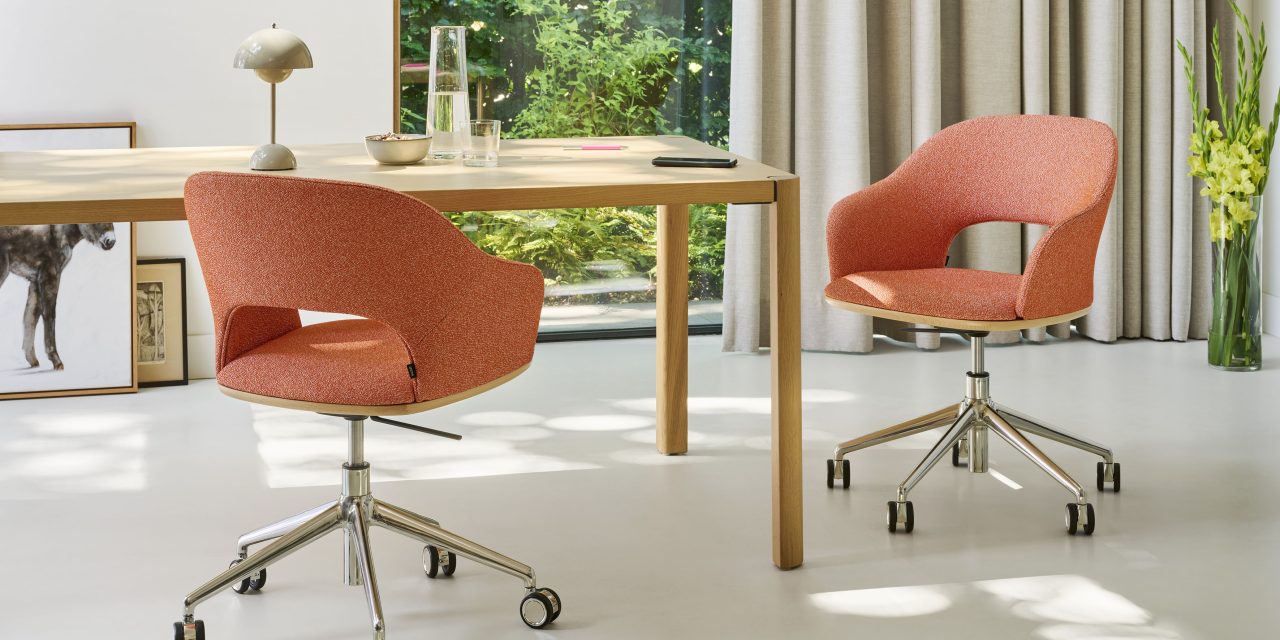 Huiselijk comfort voor flexibele werkomgevingen: de 521 van Thonet